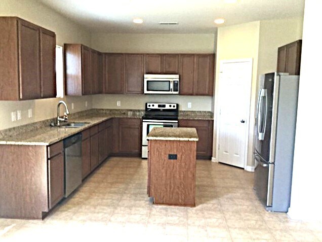 Foto del edificio - 8921 Gray Willow Rd