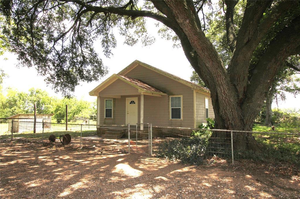 7729 Farm to Market Rd 1301, Wharton, TX 77488 House Rental in