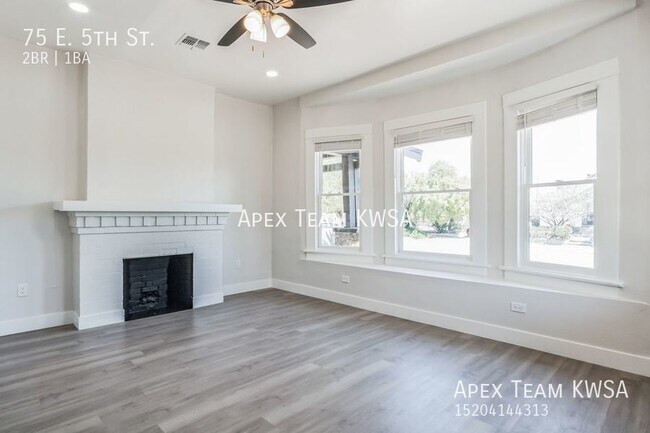 Building Photo - $1525- Gorgeous Newly Remodeled 2 Bed | 1 ...