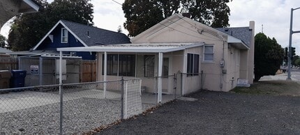 Main Photp - 4620 N Wall St