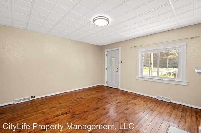 Foto del edificio - 2 br, 1 bath House - 3115 5th Ave