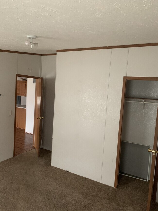 Foto del edificio - 749 South Bend Avenue