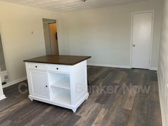 Foto del edificio - 1407 Bayville St