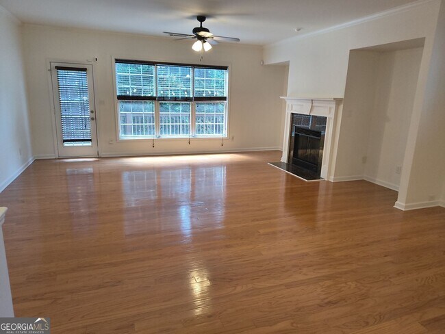 Foto del edificio - 1837 Appaloosa Mill Ct NE