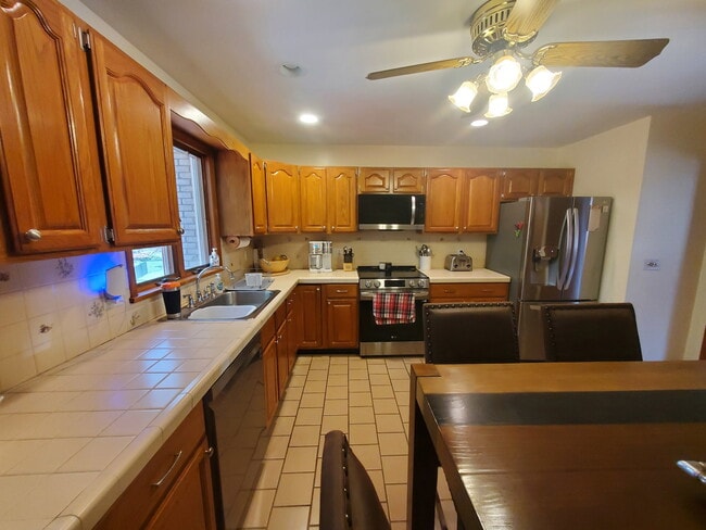 Photo - 302 Westwood Rd House