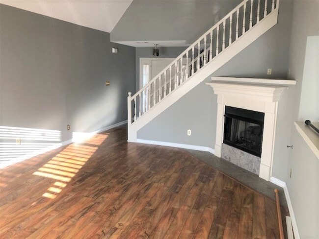 Building Photo - 3931 Muirfield Dr