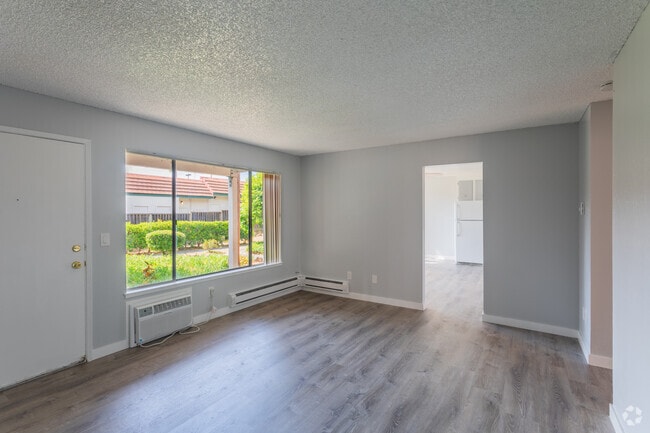 Foto del edificio - Del Coronado Apartments