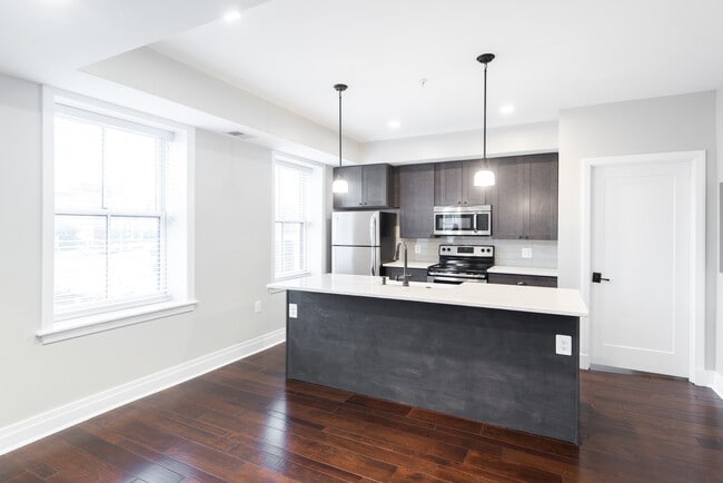 Building Photo - Truxton