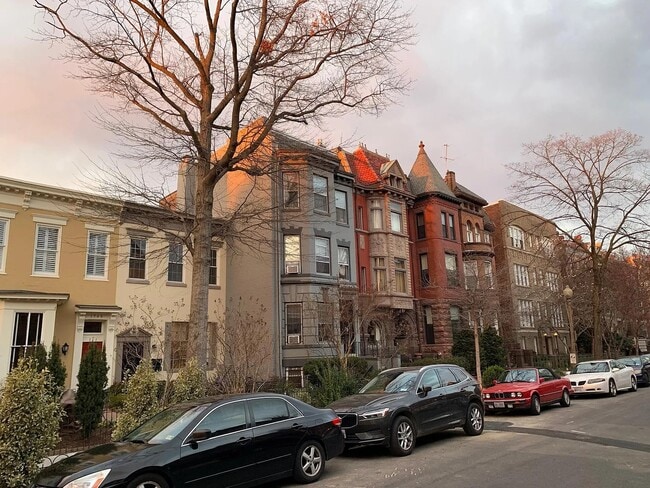 Building Photo - 1741 S St NW