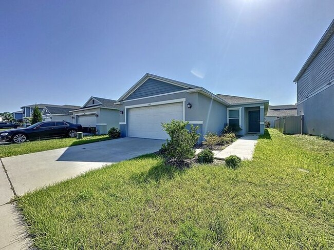 LIKE NEW HOME IN PRESERVATION POINT, Davenport - LIKE NEW HOME IN PRESERVATION POINT, Davenport