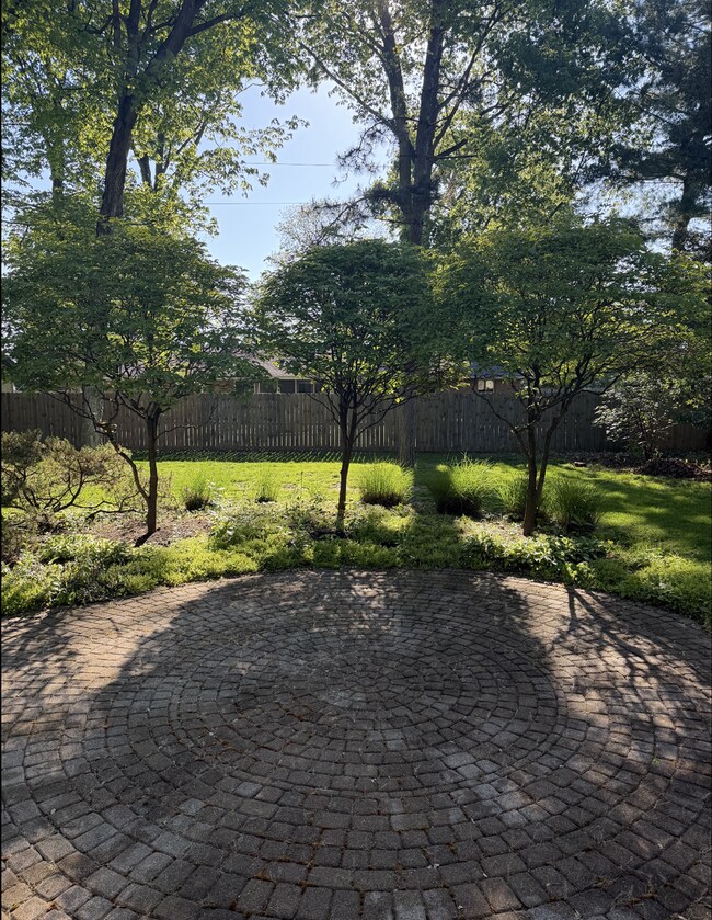 Foto del edificio - Charming Spacious Beavercreek Home Ready For Showing!