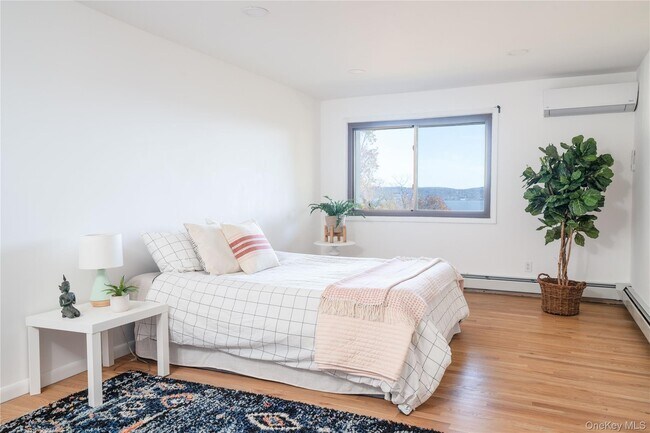 Foto del edificio - 1099 US-9W