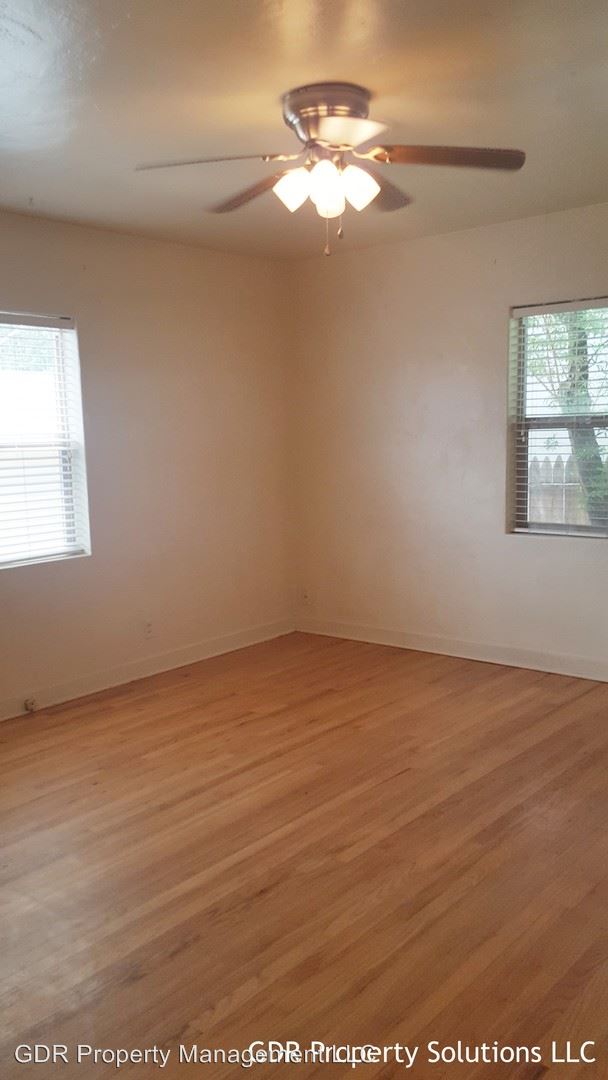 Foto del edificio - 2132 Coal Ave SE