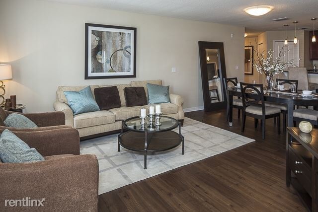 Foto del edificio - 5444 Gardens Park Boulevard