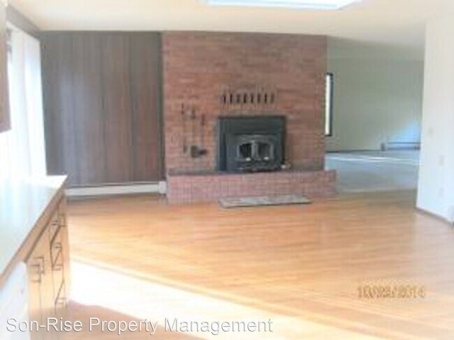 Foto del edificio - 6 br, 2 bath House - 3701 James ST RD