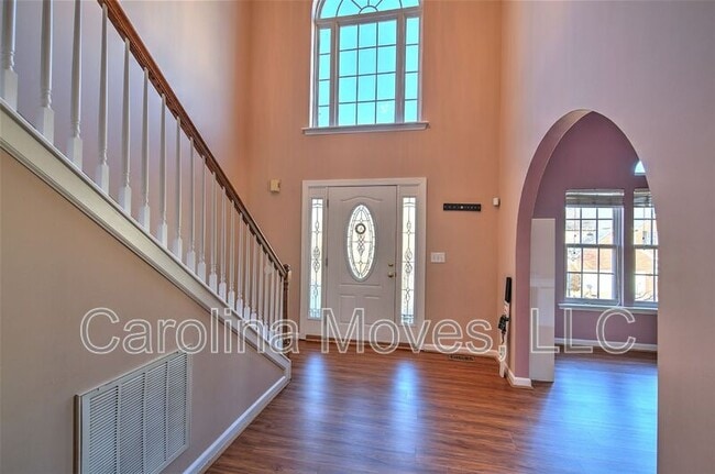 Foto del edificio - 512 S Orchard Farms Ave