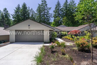 Building Photo - 226 Greenridge Dr