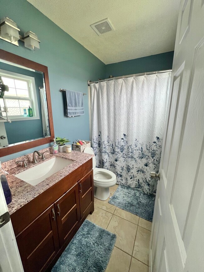 Foto del edificio - 522 Foxfield Ct