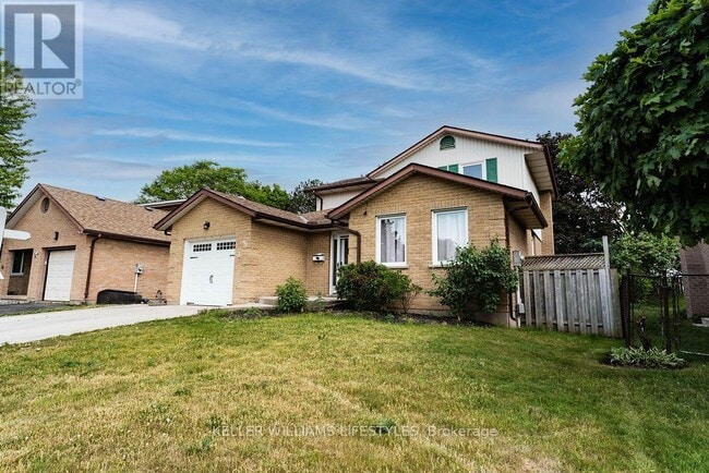 Building Photo - 54 Bexhill Dr