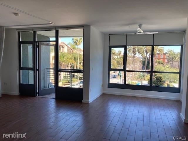 Building Photo - 2 br, 2 bath Condo - 13045 Pacific Promena...