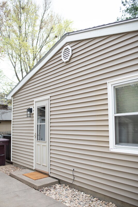 Foto del edificio - 2200 N 68th St