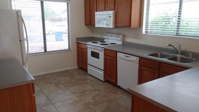 Foto del edificio - Fabulous 3-bedroom, 2-bathroom home For Re...