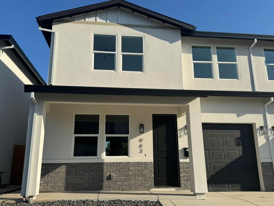 Foto principal - 967 Olive Br Pl