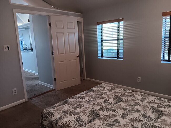 Foto del edificio - 5117 McKamey Rd