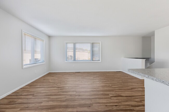 Foto del edificio - 915 Blair Cir