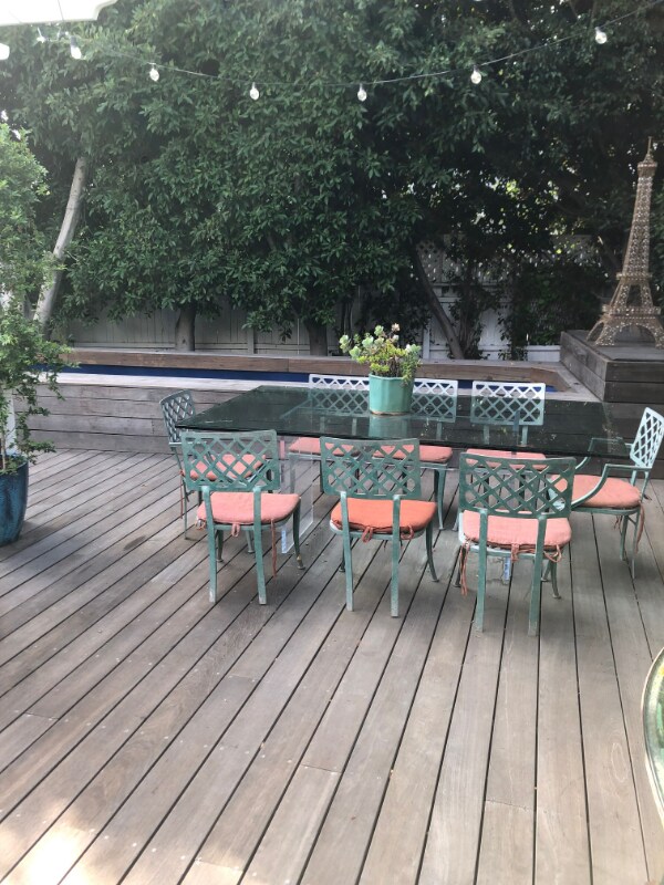 Foto del edificio - 3232 Oakhurst Ave