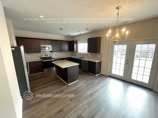 Foto del edificio - 2415 Harwood Hills Ln