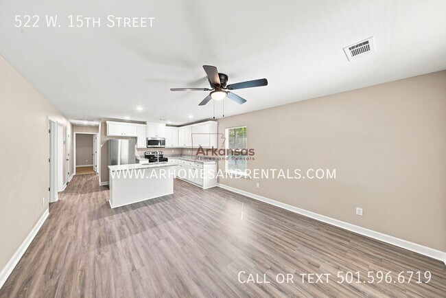 Building Photo - 522 W 15th St
