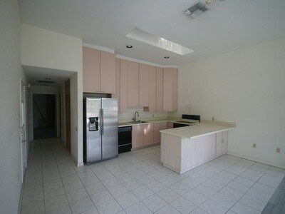Foto del edificio - 13303 N Rome Ave