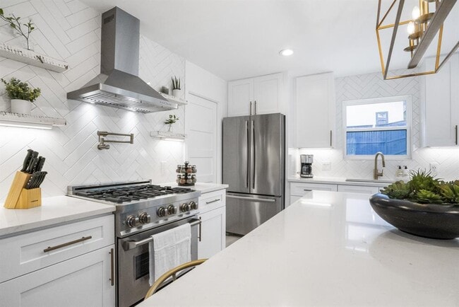 Foto del edificio - 2001 Wychwood Dr