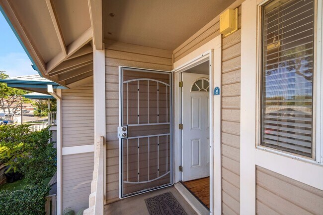 Foto del edificio - Fully Furnished 2BR/2BA Condo in Quiet North Kihei – Top Floor, Private Laundry, 2 Parking Stalls