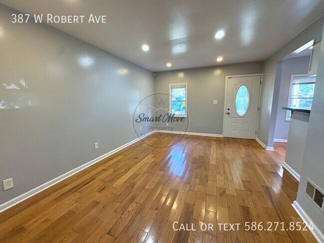 Foto del edificio - 387 W Robert Ave