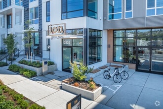 Building Photo - Ion Queen Anne Apartments