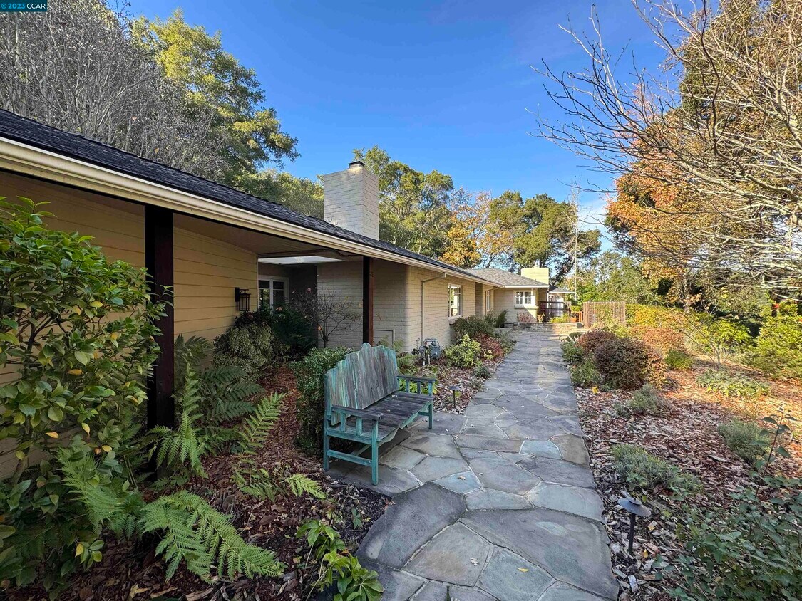 12 Honey Hill Rd, Orinda, CA 94563 House Rental in Orinda, CA