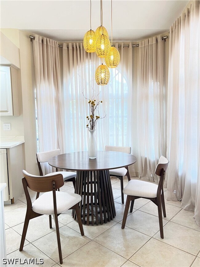 Foto del edificio - 801 99th Ave N