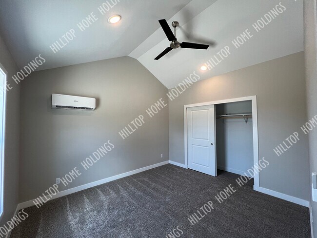 Foto del edificio - 7 Frazier Oaks Rd