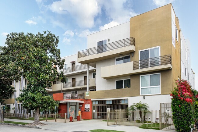 Building Photo - Wilcox Townhomes