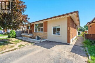 Building Photo - 929 Upper Ottawa St