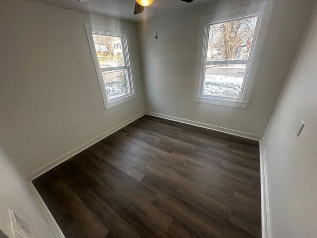 Building Photo - 2902 S 19th St