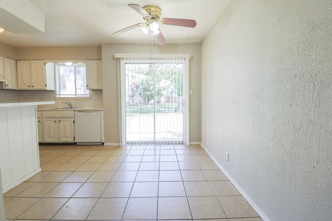 Foto del edificio - 2 Bed | 2 Bath in Central Tulsa!