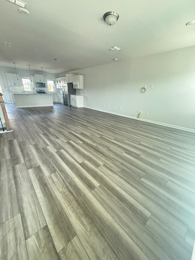 Building Photo - 794 Larkspur Bowl Way
