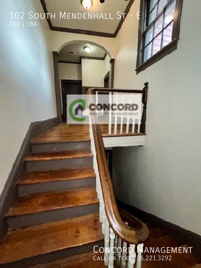 Foto del edificio - 102 S Mendenhall St