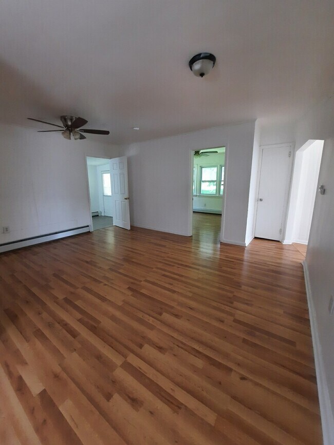 Foto del edificio - 300 County Rd 565