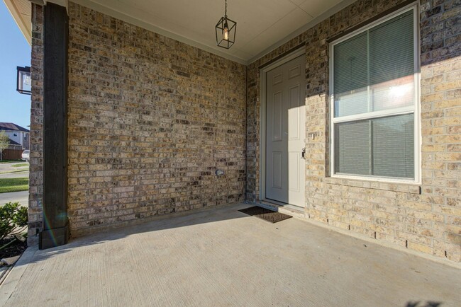 Building Photo - 7511 Coral Ter Dr