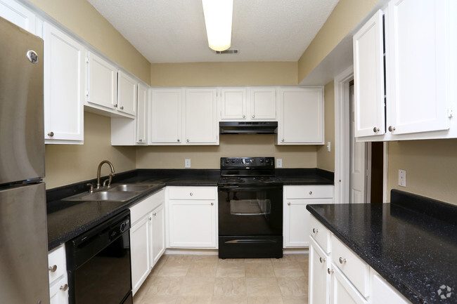 2BR, 2BA - The Ozark - 1400SF - Kitchen - Pleasant Ridge