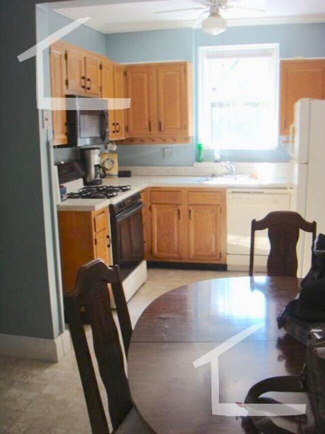 Building Photo - 251 Kelton St #3 Boston MA 02134